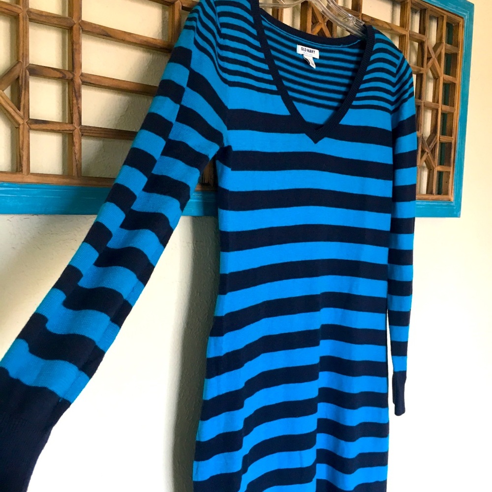 Old Navy Knee Length Striped Sweater Dress, Size Small